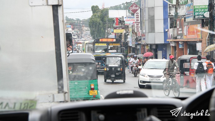 Közlekedés, és dugó Sri Lankán