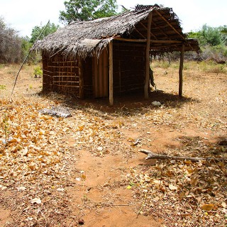 Tipikus helyi kunyhó, így élnek a szegények