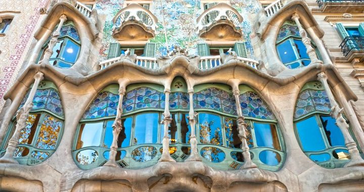 Gaudi ház homlokzata