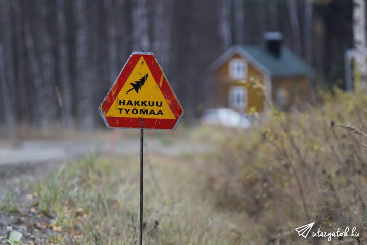 Fakitermelés jelző tábla Finnországban