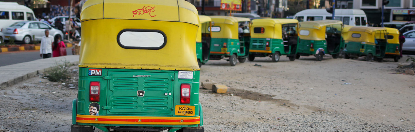 Indiai közlekedési élmények és vezetési tanácsok
