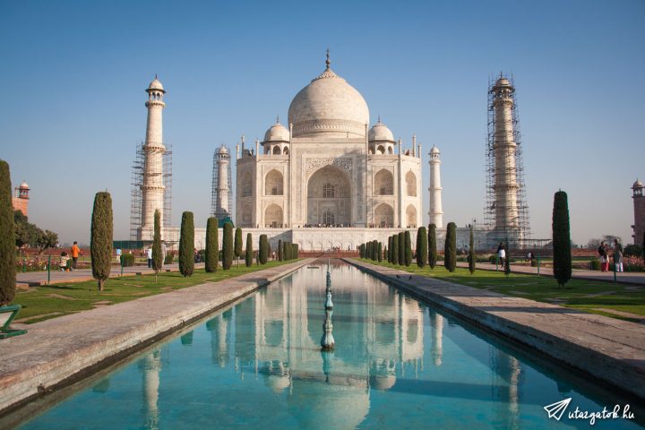 A jól ismert, ikonikus kép a Tadzs Mahal-ról