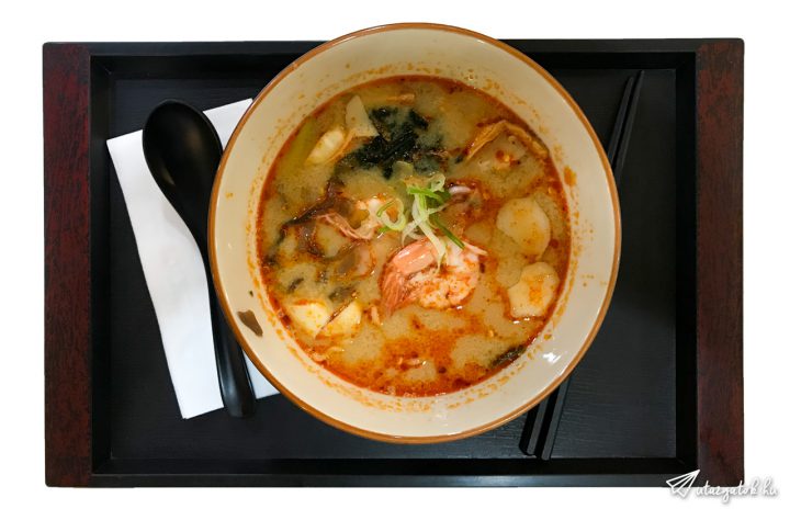Egy tál ázsiai leves